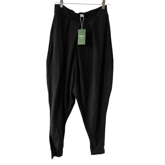 HALARA Pants - NWT Halara Baggy Jogger Pants Size Medium
